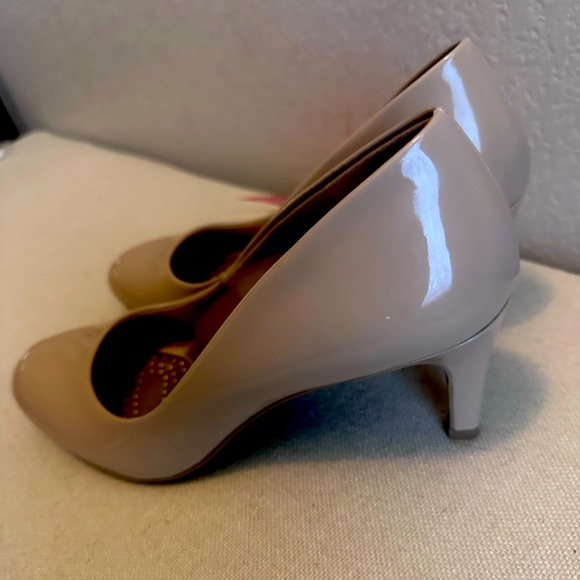 New in box - Picture 3 of 3